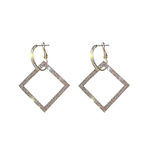 Orecchini pendenti geometrici dorati con strass scintillanti dal design minimalista