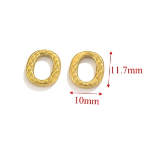 Detailed size view of 18K gold-plated oval pendant with textured diamond patterns