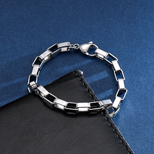 Bracciale a catena box in acciaio inossidabile argento lucido con chiusura a moschettone
