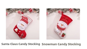 Dettaglio di calze di Natale in maglia con Babbo Natale e pupazzo di neve 3D da appendere