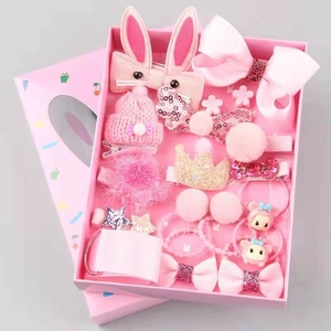 Set regalo accessori per capelli rosa per bambine con fermagli e fiocchi in box