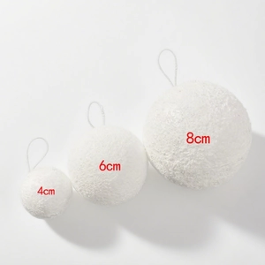 Detailed comparison of 4cm, 6cm, and 8cm textured white foam snowballs for holiday decor