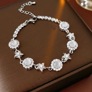 Zircon Flower Star Bracelet For Women With Round Chalcedony In Silver-Tone Copper Adjustable Length Jewelry