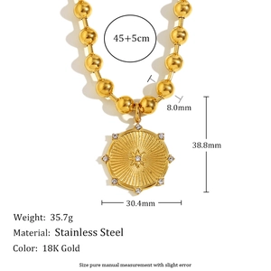 Collana a sfere in acciaio inossidabile placcata oro 18K con ciondolo a stella