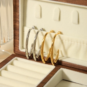 Minimalist C-shaped stainless steel stud earrings in gold and silver finish set