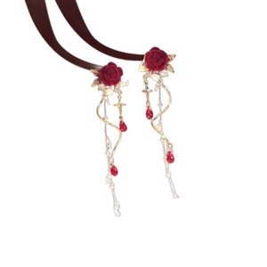 Spilla per capelli vintage con rosa di velluto rosso, foglie dorate e perle