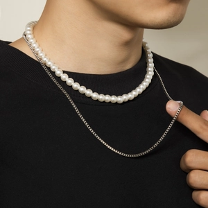 Double-layered hip-hop necklace for men featuring white pearls and a silver box chain link
