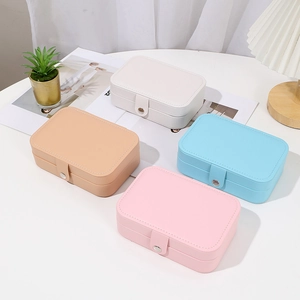 Portable PU leather jewelry boxes in four colors for rings and necklaces storage