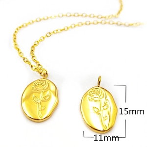 Detail showing dimensions of the oval rose relief pendant in 18K gold plated steel