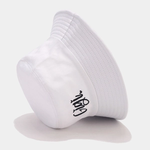Detailed close-up of the black Gigli letter embroidery and stitching on the white bucket hat