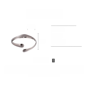 Detailed size chart for minimalist silver geometric open bangle with 6.5cm inner diameter