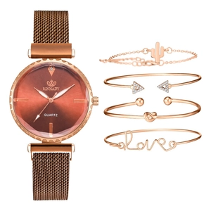 Set orologio al quarzo oro rosa 5 pezzi con cinturino magnetico e bracciali coordinati