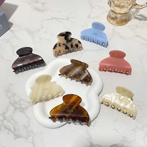 Elegant Acetate Hair Claw Clip French Style Medium Shark Clip Tortoiseshell Texture Fashion Accessories For Women