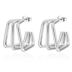 Boucles d'oreilles géométriques argentées avec design rectangulaire à trois fils superposés
