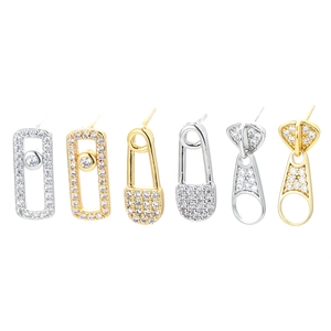 Orecchini a perno minimalisti a forma di graffetta e zip con zirconi in oro e argento