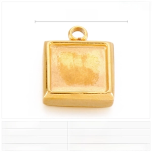 Macro detail of 10mm golden square stainless steel pendant with size specifications