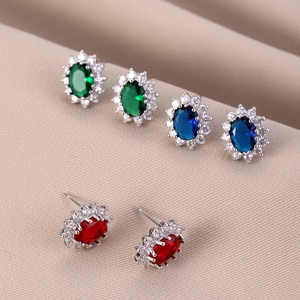 Vintage Copper Zirconia Stud Earrings For Women Oval Sunflower Halo Design Red Green Blue Elegant Fashion Jewelry Earrings