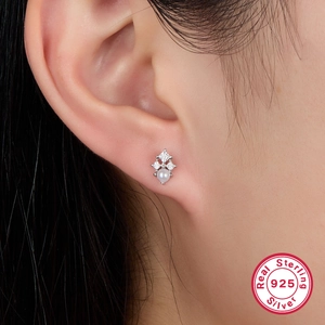 Elegant S925 sterling silver stud earrings with central pearl and square zircon accents