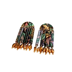 Retro acrylic tassel earrings with abalone shell texture and golden metal beads