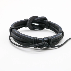 Handmade black woven leather bracelet with figure-eight knot in vintage style