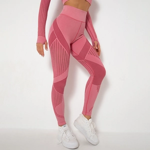 Rosa Yoga-Hose mit hoher Taille, atmungsaktiven Mesh-Einsätzen und Rippenstruktur