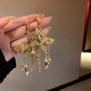 Goldene Schmetterling-Ohrringe mit Champagner-Kristallen und Quasten für Damen