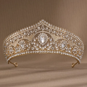 Luxurious gold bridal crown with brilliant clear rhinestones for wedding and party
