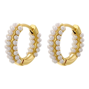 Elegant 18K gold plated C-shaped huggie earrings with three rows of white pearls
