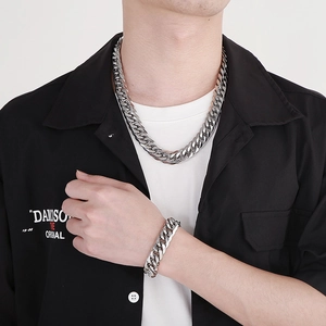 Chunky 16mm silver curb chain set including a necklace and bracelet for hip-hop style