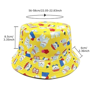 Cappello a secchiello giallo con simpatico cane e motivi ricamati in stile giapponese