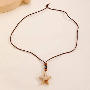 Collier pendentif étoile de mer avec cordon réglable et perles en bois
