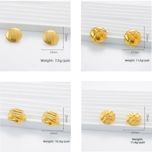 Detailed size and weight chart for 18K gold stainless steel geometric stud earrings