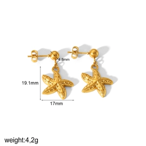 Luxury 18k gold starfish stud earrings in stainless steel with textured finish
