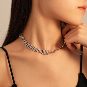 Elegant half-rhinstone half-chain geometric choker necklace for women in gold finish