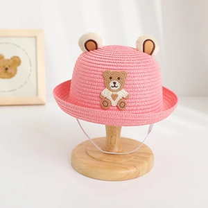 Rosa Strohhut für Kinder mit weichen Bärenohren und niedlicher Bären-Stickerei