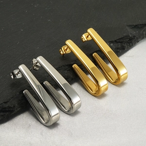 Minimalist U-Shaped Hoop Earrings For Women 18K Gold Plated Stainless Steel Geometric Fashion Jewelry