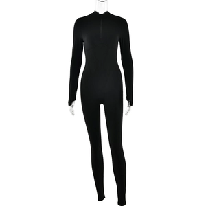 Combinaison moulante noire à manches longues pour femme avec fermeture éclair pour yoga