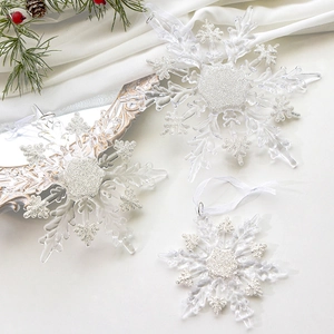 Set di 3 fiocchi di neve in acrilico glitterato con nastri bianchi per albero di Natale