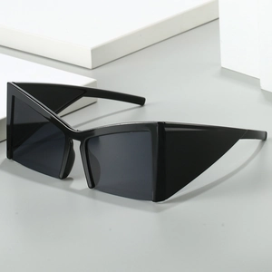 Fashionable black geometric cat eye sunglasses with futuristic trapezoid frame