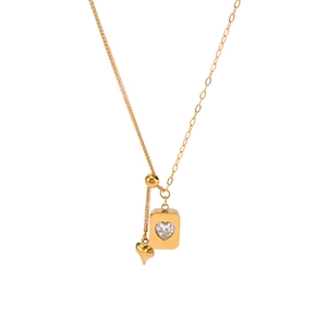 18K gold-plated titanium necklace with square pendant and heart crystal insert