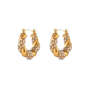 Eleganti orecchini a cerchio in acciaio inossidabile placcato oro 18K con perle bianche