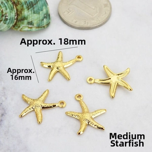 Detail showing gold starfish pendants with 18x16mm size guide and seashell accents