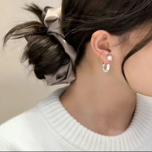 Elegant pearl C-shaped earrings and champagne silk hair scrunchie set for women