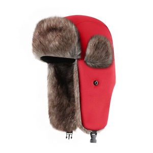 Chapeau de trappeur rouge imperméable avec doublure en fourrure et boucle pour le ski