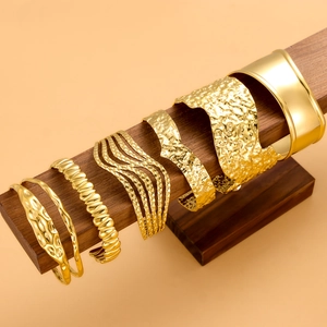 Stainless Steel Open Cuff Bracelet For Women Elegant Hammered Lava Texture Geometric Gold Plated Aesthetic Fashion Jewelry Accessories