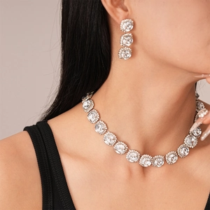 Luxury silver jewelry set with rhinestone geometric necklace and stud earrings for women
