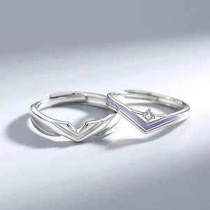Minimalist V-shaped couple rings with adjustable open band and purple enamel accent