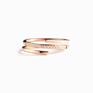 Double-layered S925 sterling silver cross ring with rose gold plating and pavé cubic zirconia