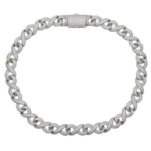 Detailed top view of 15mm silver-tone hip hop necklace with sparkling infinity-style links