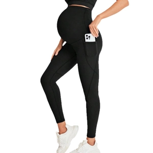 Umstandsyogahose mit hoher Taille und Seitentaschen aus schwarzem Stretch-Stoff